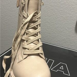 MIA Leather Ankle Boot, size 7.5